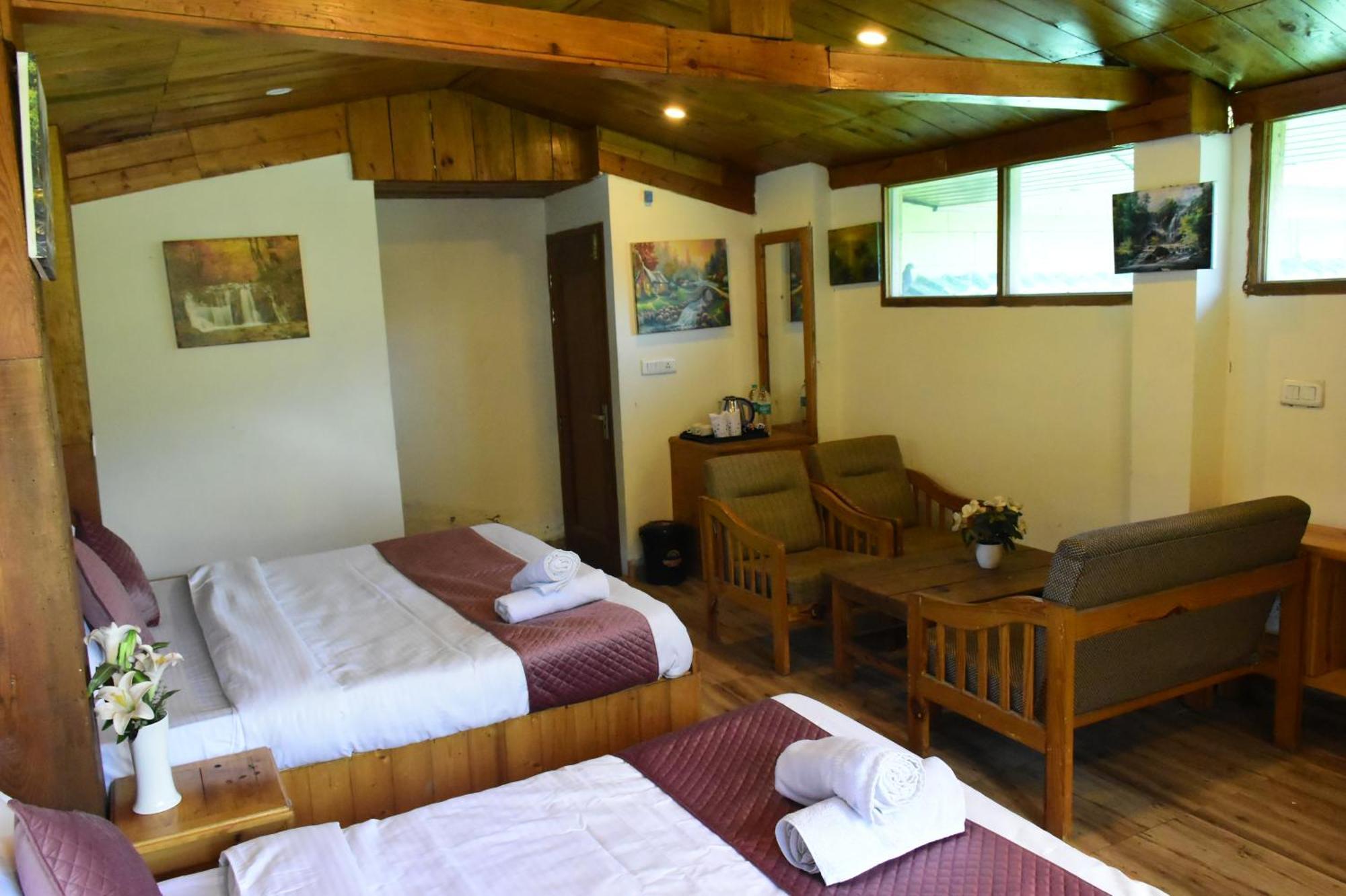 Hotel Jamla Inn Manāli Exteriör bild