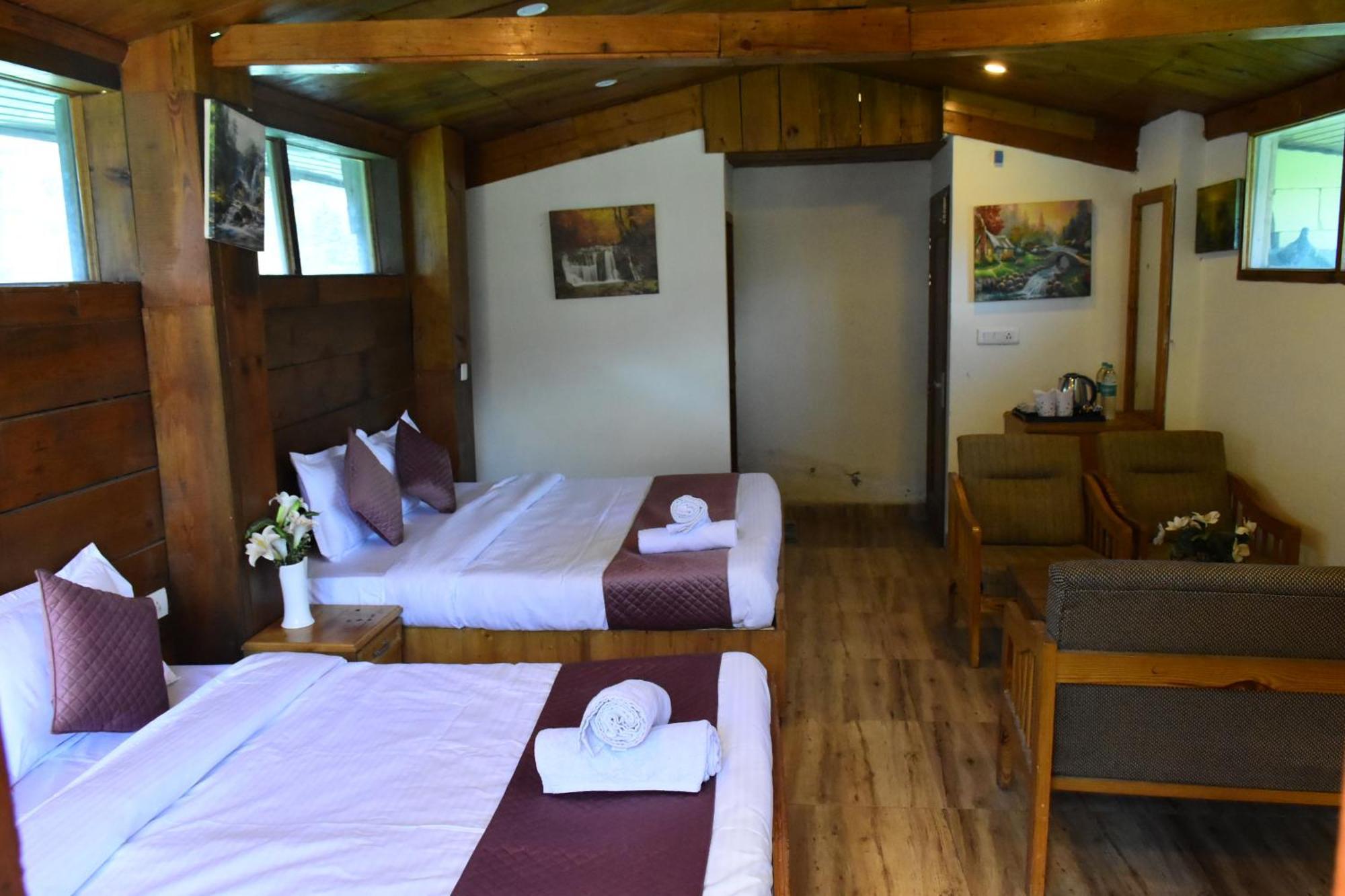 Hotel Jamla Inn Manāli Exteriör bild