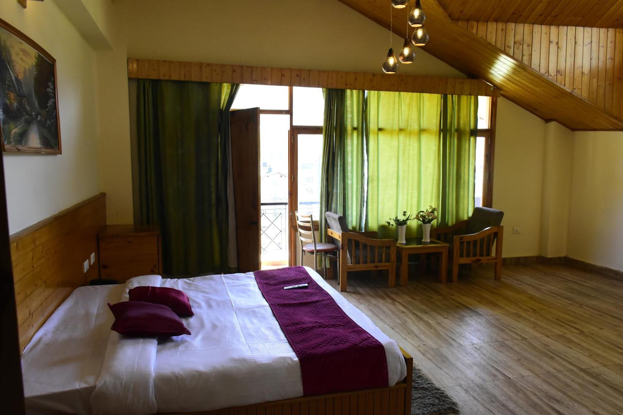 Hotel Jamla Inn Manāli Exteriör bild